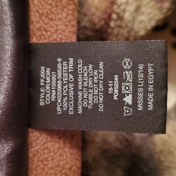 Women's Mossy Oak Pullover - Picture 7 of 8